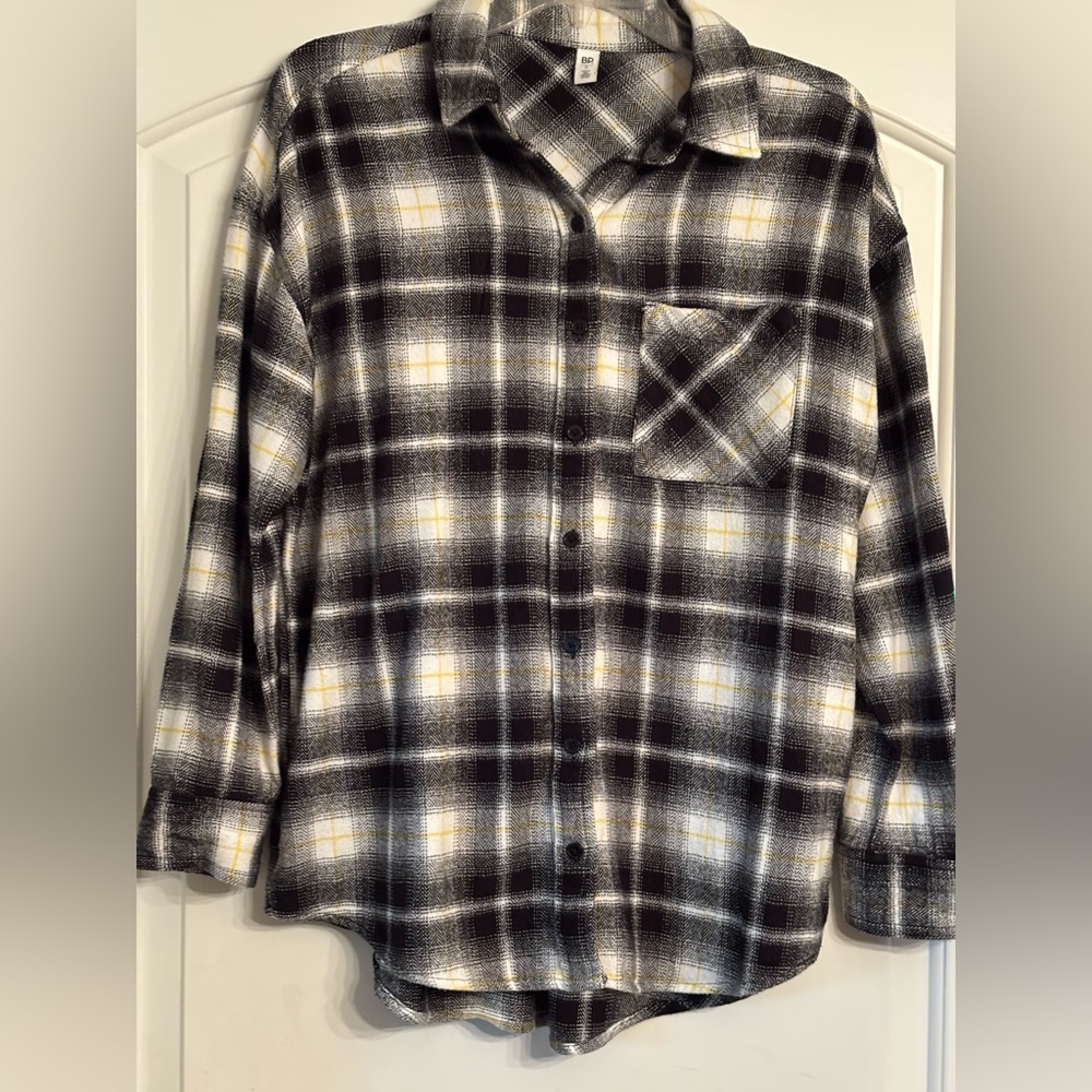 BP Oversized Plaid Flannel Shirt Black/White w/Yellow accents Size Small